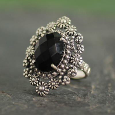 Onyx cocktail ring, 'Black Daisy Halo' - Black Onyx Floral Cocktail Ring in Sterling Silver