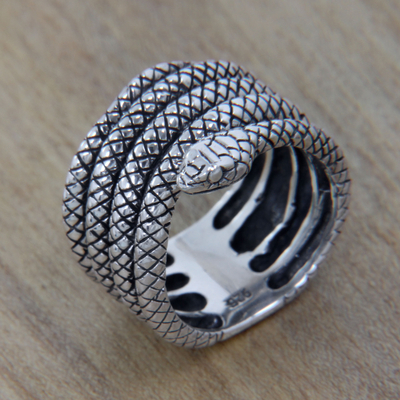 Sterling silver band ring, 'Lareangon Snake' - Wide Sterling Silver 925 Snake Motif Band Ring