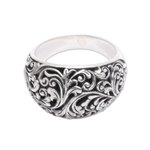 Sterling silver cocktail ring, 'Borneo Forest' - Leaf Pattern Sterling Silver Cocktail Ring from Java