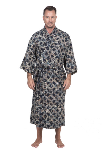 Men's cotton batik robe, 'Midnight Fireworks' - Men's Batik Cotton Robe