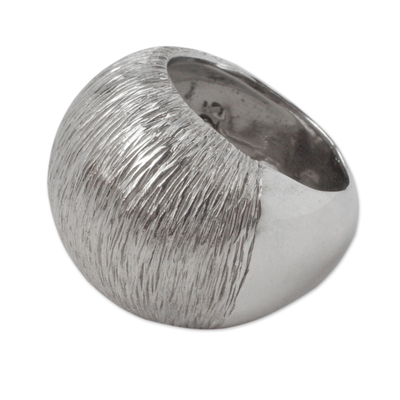 Anillo de cúpula de plata de ley, 'Lava' - Anillo de cúpula de plata mexicana moderno artesanal sustancial