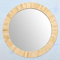 Espejo de hueso, 'Harvest Moon' - Espejo de hueso tallado redondo hecho a mano 