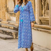 Cotton maxi dress, 'Carefree Comfort' - Blue and White Print 100% Cotton Long Sleeve Maxi Dress