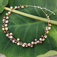 Collar de hilo de perlas, 'Río de Oro' - Collar de perlas hecho a mano