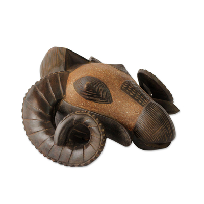 Máscara africana - Máscara de carnero tallada a mano