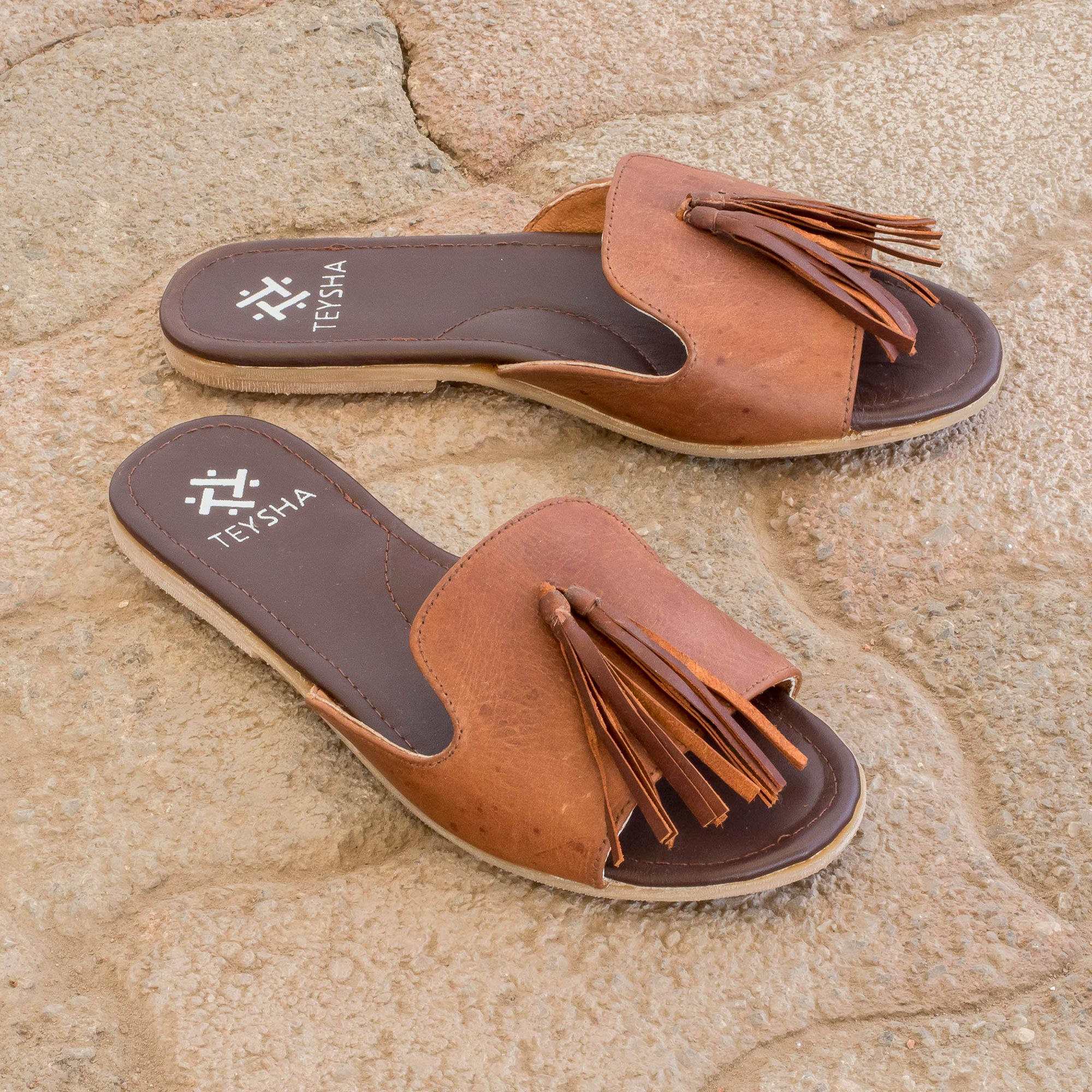 Chic Leather T Strap Thong Sandals For Womens, 45% OFF