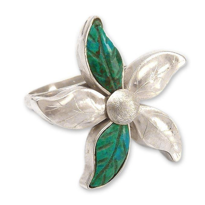 Chrysokoll-Blumenring - Floraler Chrysokoll-Ring aus Sterlingsilber mit mehreren Steinen