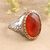 Anillo de ónix con una sola piedra - Anillo de una sola piedra de ónix rojo anaranjado de 14 quilates de la India
