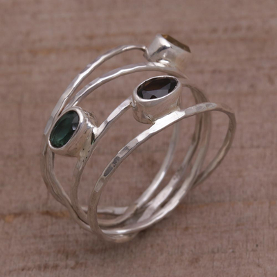 Ring mit mehreren Edelsteinen - Grüner und rauchiger Quarz- und Citrin-Ring aus Bali