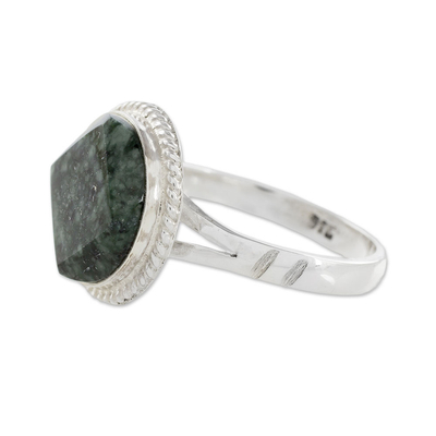 Jade cocktail ring, 'Square Circle' - Sterling Silver Green Jade Cocktail Ring