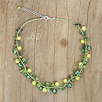 Collar de perlas cultivadas y peridotos, 'Tropical Elite' - Collar hecho a mano de perlas cultivadas y peridotos