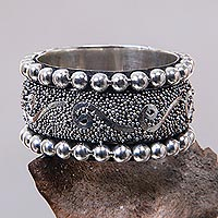 Sterling silver band ring, 'Queen of Java'
