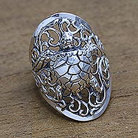 Sterling silver cocktail ring, 'Elegant Sea Turtle' - Sea Turtle Sterling Silver Cocktail Ring from Bali