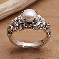 Pearl cocktail solitaire ring, 'Majesty' - Hand Made Sterling Silver and Pearl Ring