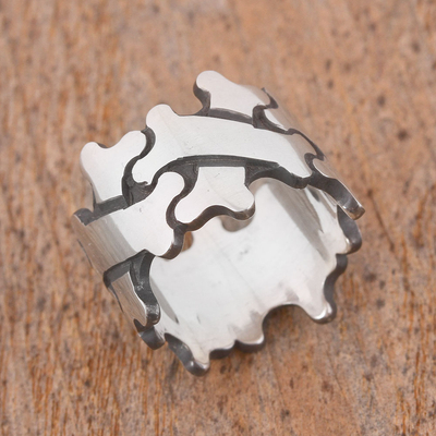 Men's sterling silver band ring, 'Bone Crosses' - Men's Sterling Silver Bone Motif Band Ring from Mexico