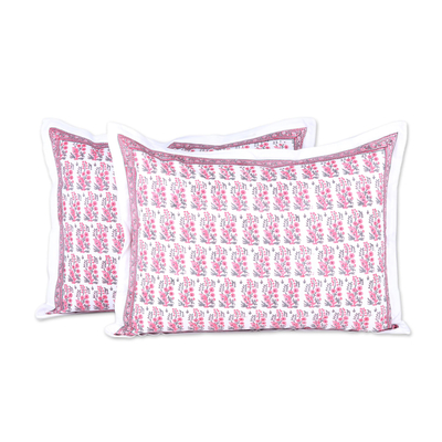 Baumwoll-Kissenbezüge, „Blissful Blossoms“ (Paar) – handwerklich gefertigtes Paar rosa Blumen-Kissenbezüge aus Baumwolle