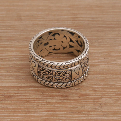 Sterling silver band ring, 'Valley of the King' - Handmade 925 Sterling Silver Floral Motif Band Ring