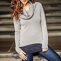 Pullover aus Baumwolle und Alpaka, „Misty Warmth“ – Pullover aus Baumwoll- und Alpakawollmischung