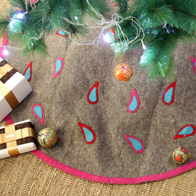 Wool Christmas tree skirt, 'Festivity' - Modern Wool Applique Christmas Tree Skirt