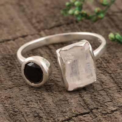 Rainbow moonstone and onyx wrap ring, 'Stylish Combo' - Rainbow Moonstone and Onyx Wrap Ring from India
