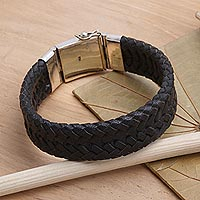 Men's braided leather and sterling silver wristband bracelet, 'Commemoration in Black' - Men's Black Leather Bracelet with Sterling Silver