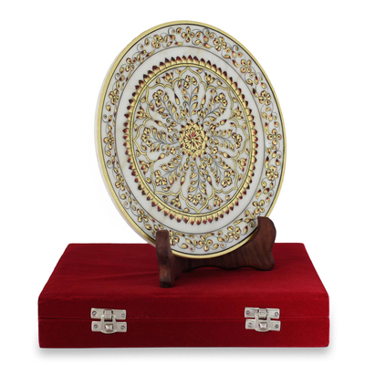 Plato decorativo de mármol, 'Golden Brilliance' - Plato decorativo de mármol floral pintado a mano procedente de la India