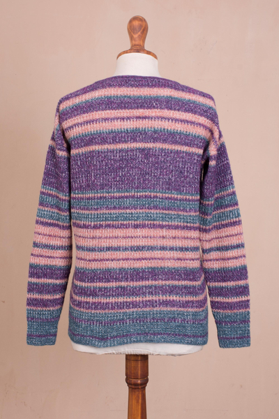 Pullover aus Baby-Alpaka-Mischung, „Mesa Sunrise“ – mehrfarbig gestreifter Langarm-Pullover aus Alpaka-Mischung mit V-Ausschnitt