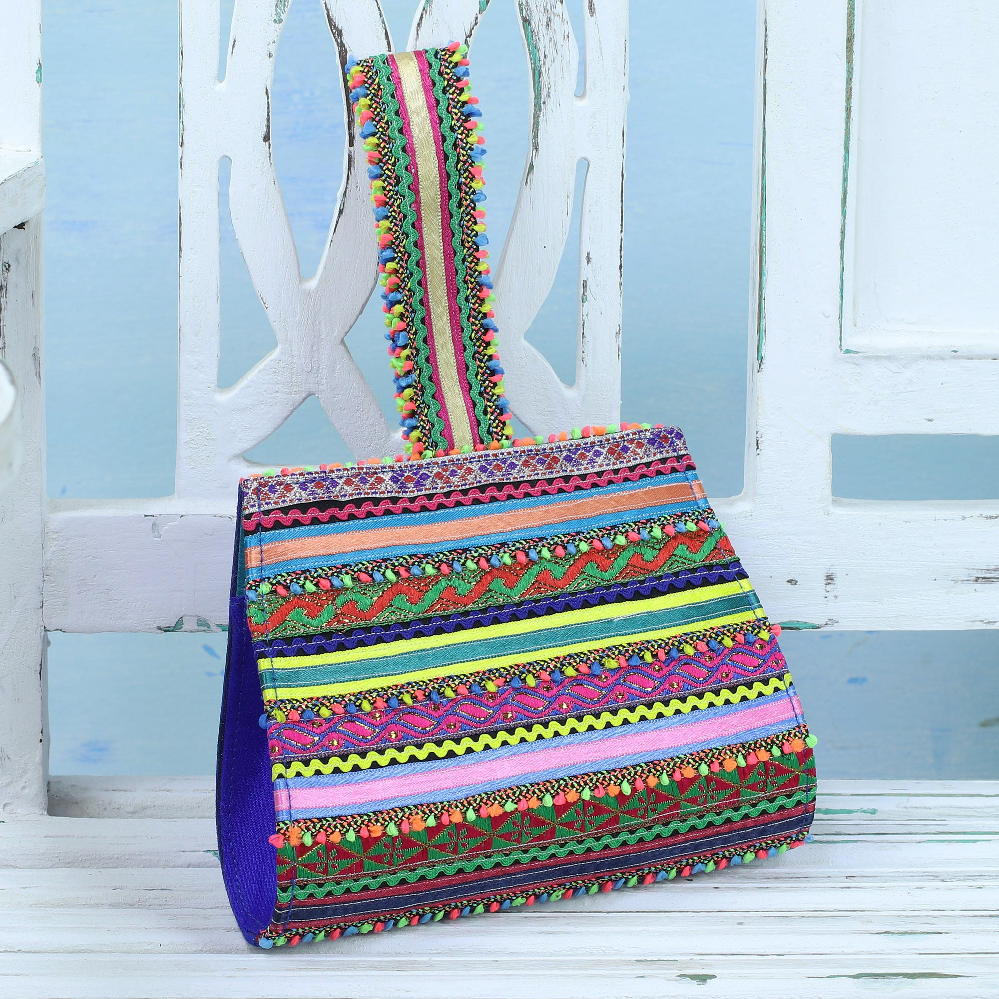 Women's Fancy Royal Silk Jaipuri, Gujrati, Rajasthani Handicraft Purse  Sling Bag - Multicolor : Amazon.in: Fashion