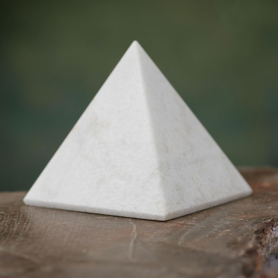 Onyx pyramid, 'White Light of Peace' - Onyx pyramid
