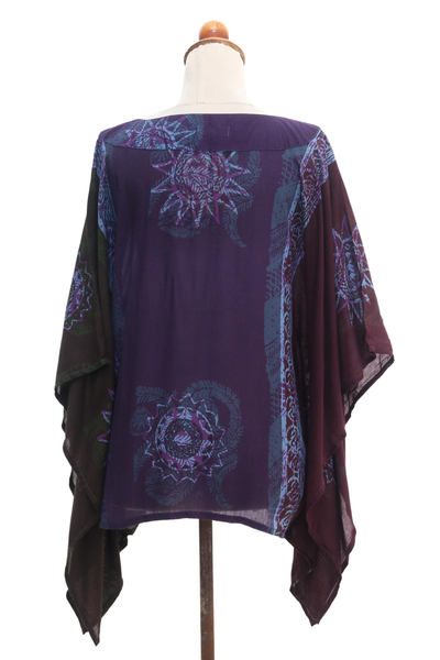 Batik-Rayon-Kaftanbluse, „Vintage Batik“ – handgefertigte Batik-Rayon-Blumenbluse aus Bali