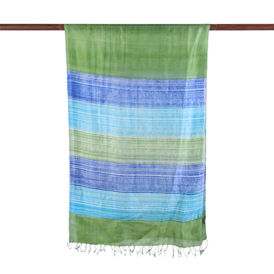 Seidenschal, „Spring Delights“ – Breit gestreifter Schal in Blau und Grün von India Artisans