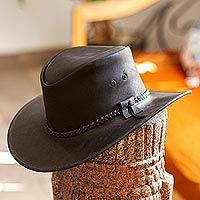 Men's leather hat, 'Outback Ranger in Black' - Black Leather Men's Hat from Mexico