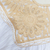 Baumwollbluse - Beigefarbene Lotus-Stickerei auf einer weißen mexikanischen Baumwollbluse