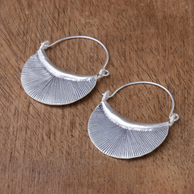 Pendientes de aro de plata, 'Karen Fan' - Pendientes de aro de plata Karen hechos a mano de Tailandia