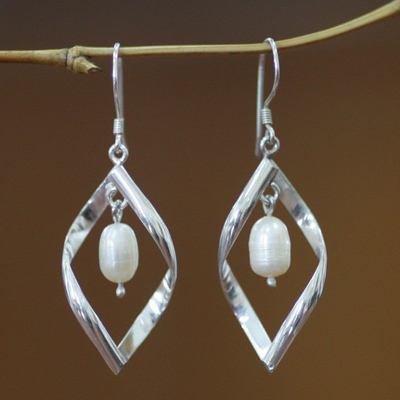 Pearl dangle earrings, 'Infinite White' - Pearl dangle earrings