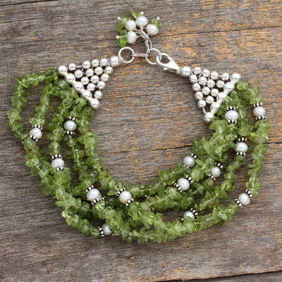 Pearl and peridot beaded bracelet, Lime Streamers