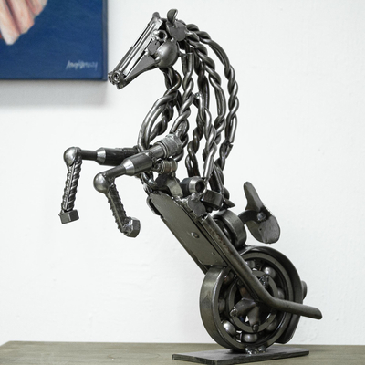 Escultura de autopartes recicladas, (18 pulgadas) - Escultura de piezas de automóvil recicladas de caballo de moto rústica de 18 pulgadas