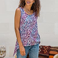 Ärmellose Bluse aus Batik-Rayon, 'Purple Scoop' - Ärmellose Bluse aus Batik-Rayon aus Bali