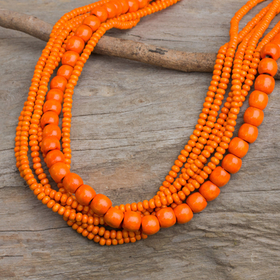 Halskette aus Holzperlen - Halskette aus orangefarbenen Holzperlen, handgefertigt in Thailand