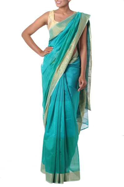 Sari de mezcla de algodón y seda, 'Teal Fantasy' - Sari verde azulado y dorado tejido a mano en mezcla de algodón y seda