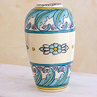 Jarrón de cerámica, 'Bermuda' (mediano) - Jarrón de cerámica floral artesanal (mediano)