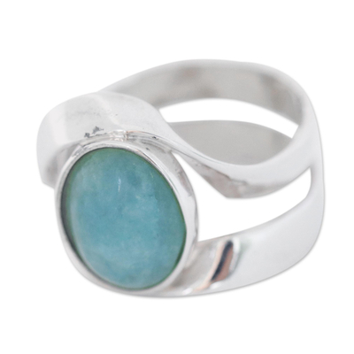 Aquamarine ring, 'Imagine' - Sterling Silver and Aquamarine Ring from Brazil