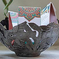 Cuenco decorativo de bidón de aceite reciclado, 'Pájaros de la selva' - Cuenco de acero para bidón de aceite con motivo de pájaro hecho a mano