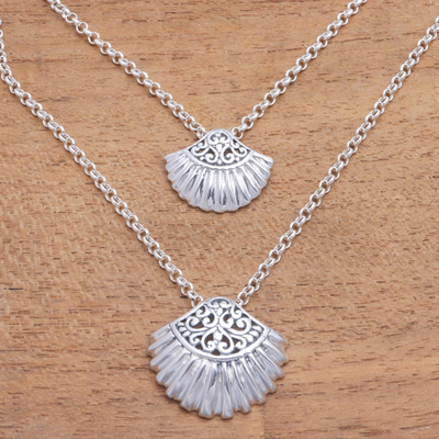 Sterling silver pendant necklace, 'Gleaming Clam Shells' - Sterling Silver Clam Shell Pendant Necklace from Bali
