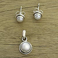 Pearl pendant and stud earrings, 'White Cloud' - Bridal Pearl Jewelry Set in Sterling Silver
