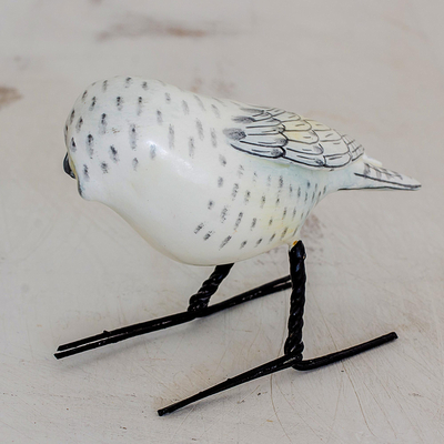 Keramikfigur „Schneeeule“ – handbemalte Schneeeule-Keramikvogelfigur aus Guatemala
