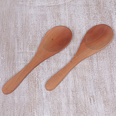Cucharas de madera, (par) - Cucharas de madera Sawo talladas a mano de Indonesia (par)
