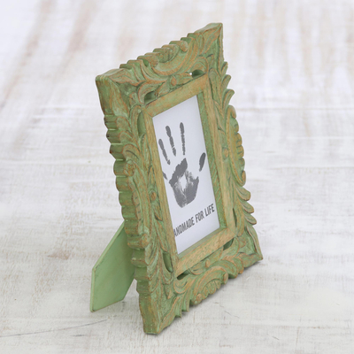 Wood photo frame, 'Majestic Leafy Vines' (4x6) - Green Hand-Carved Rustic Leafy Vine 4x6 Photo Frame