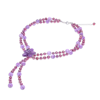 Halskette aus Zuchtperlen und Amethystperlen - Perlenbesetzter Halsreif aus Zuchtperlen und Amethyst