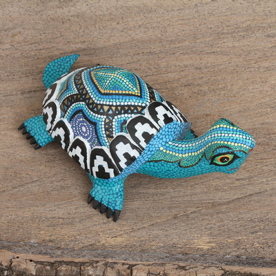 Alebrije-Skulptur aus Holz - Alebrije-Schildkrötenskulptur aus Holz in Blau aus Mexiko